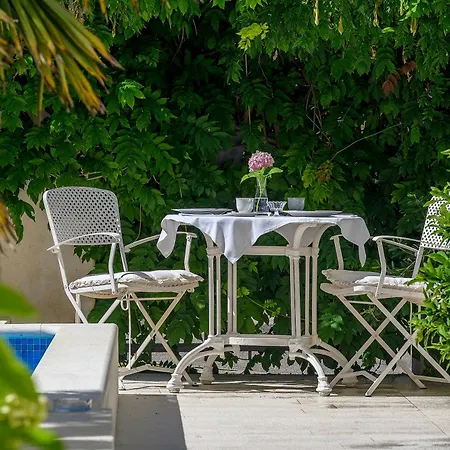 Palace Schoen Milesi 4* Split