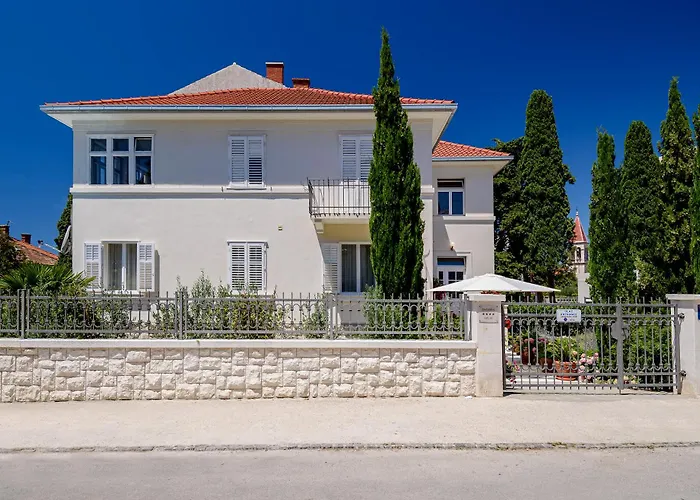 Palace Schoen Milesi